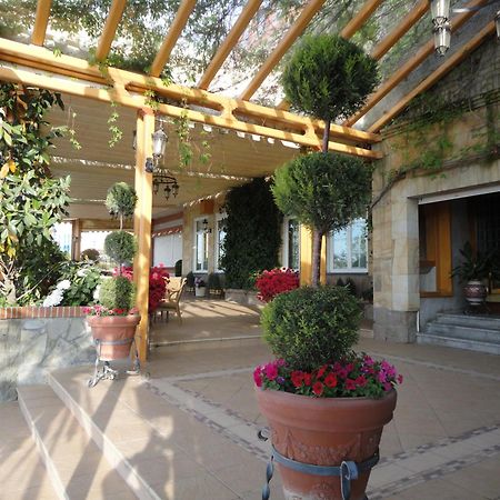 Hotel La Maruxina La Alameda de la Sagra Buitenkant foto