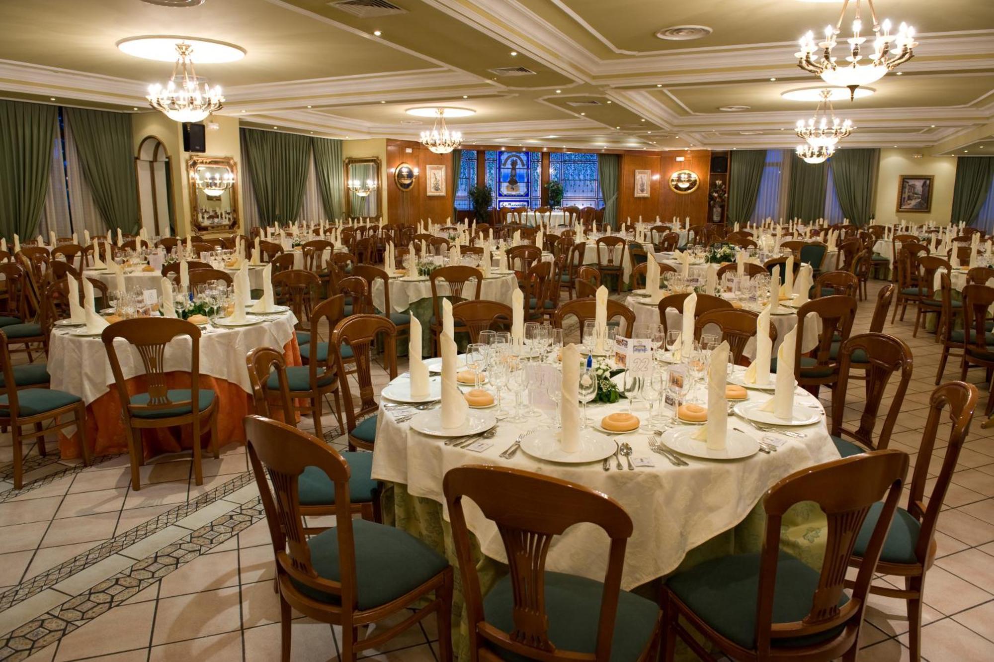 Hotel La Maruxina La Alameda de la Sagra Buitenkant foto