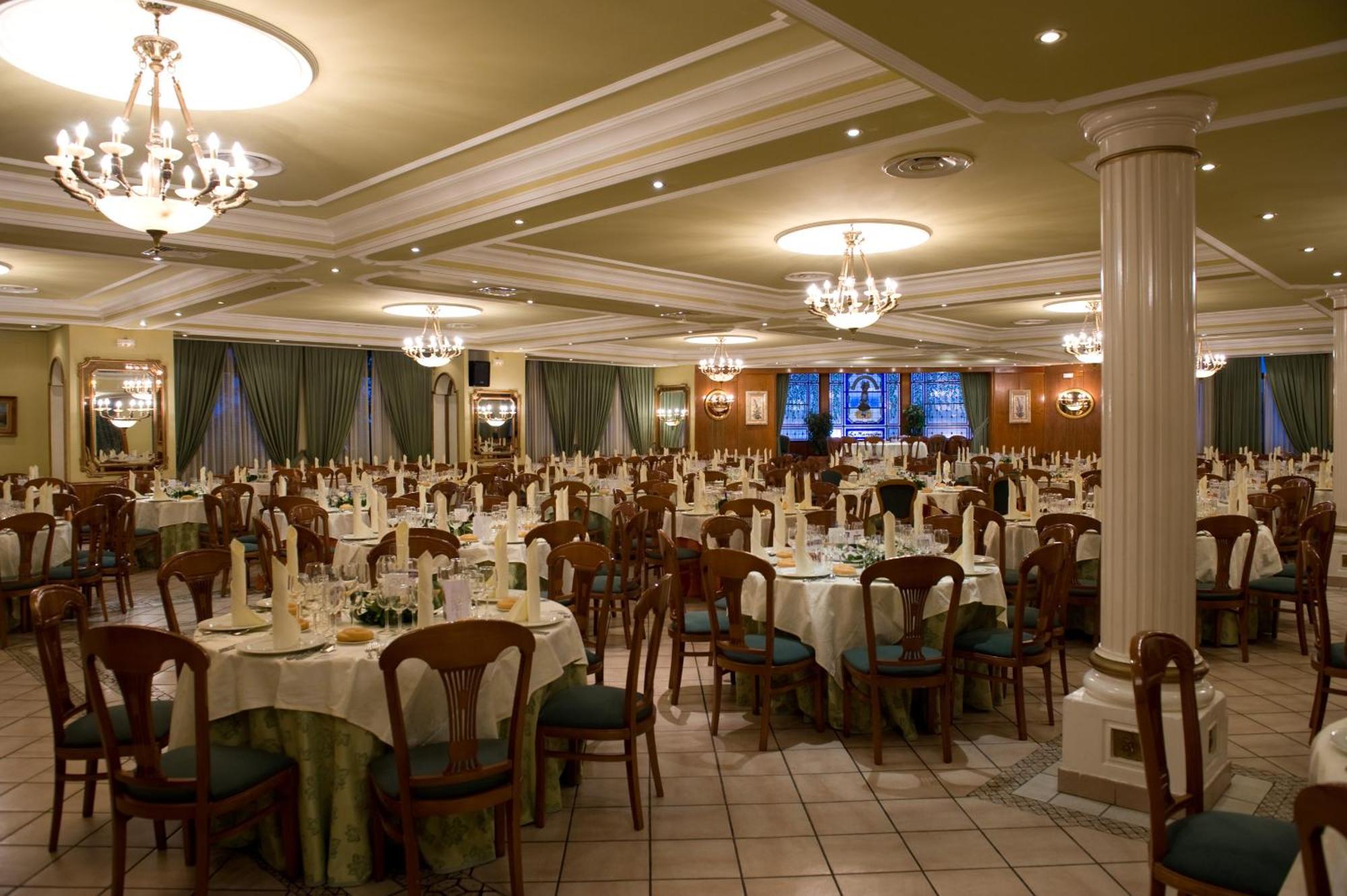 Hotel La Maruxina La Alameda de la Sagra Buitenkant foto