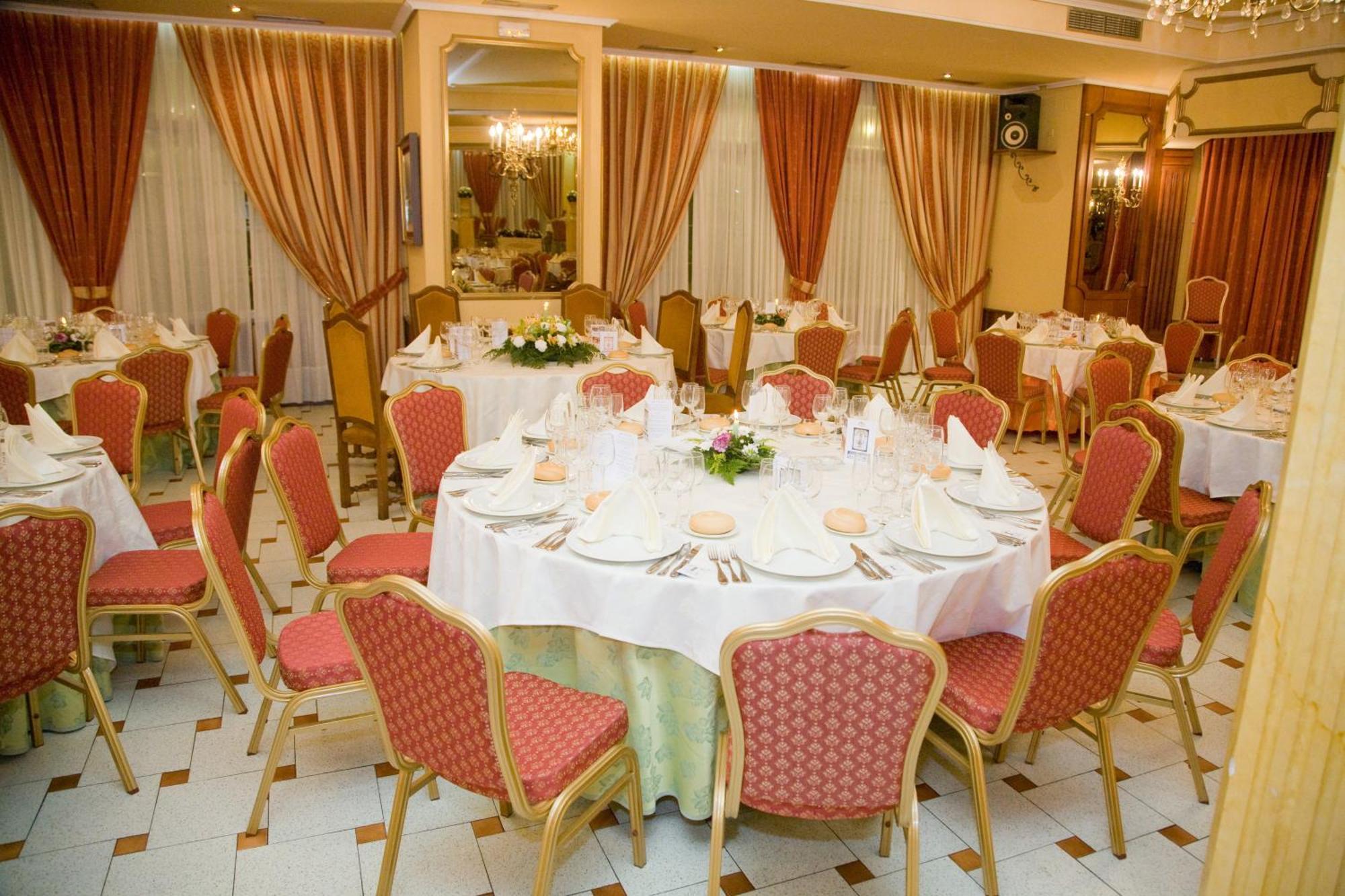 Hotel La Maruxina La Alameda de la Sagra Buitenkant foto
