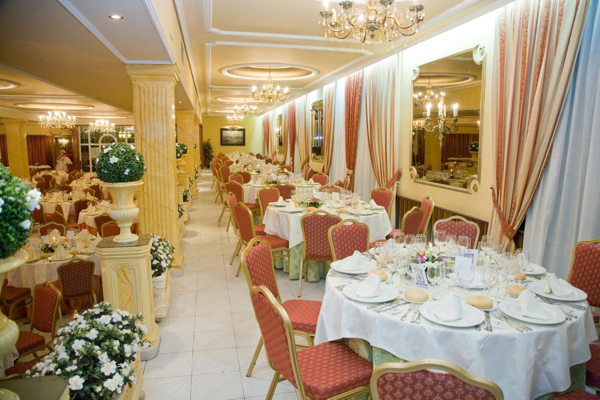 Hotel La Maruxina La Alameda de la Sagra Buitenkant foto