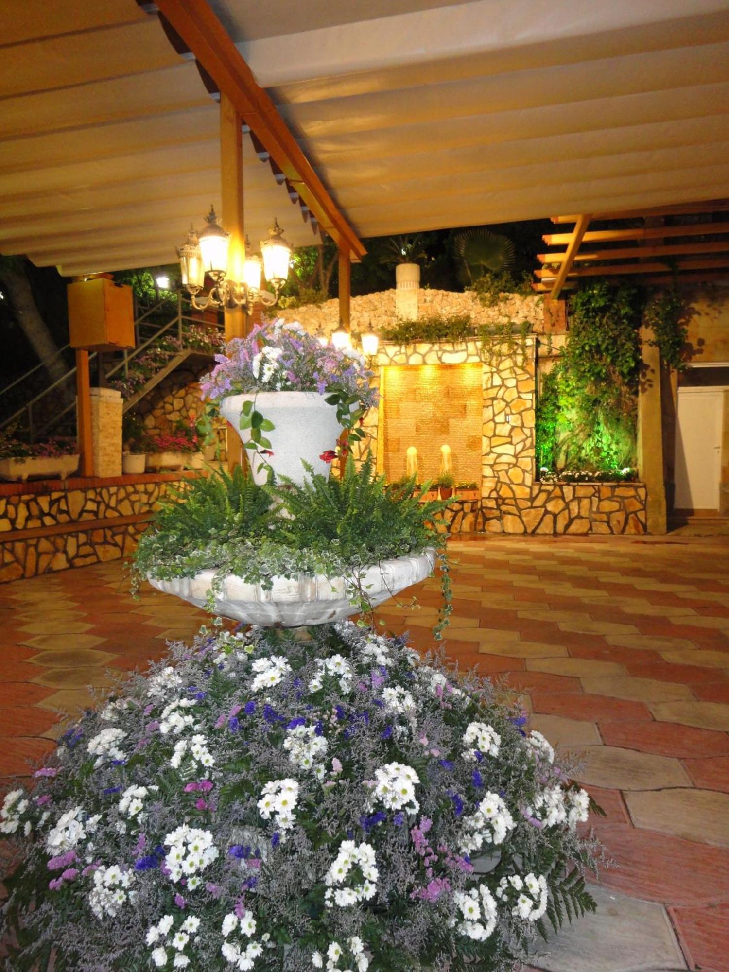 Hotel La Maruxina La Alameda de la Sagra Buitenkant foto