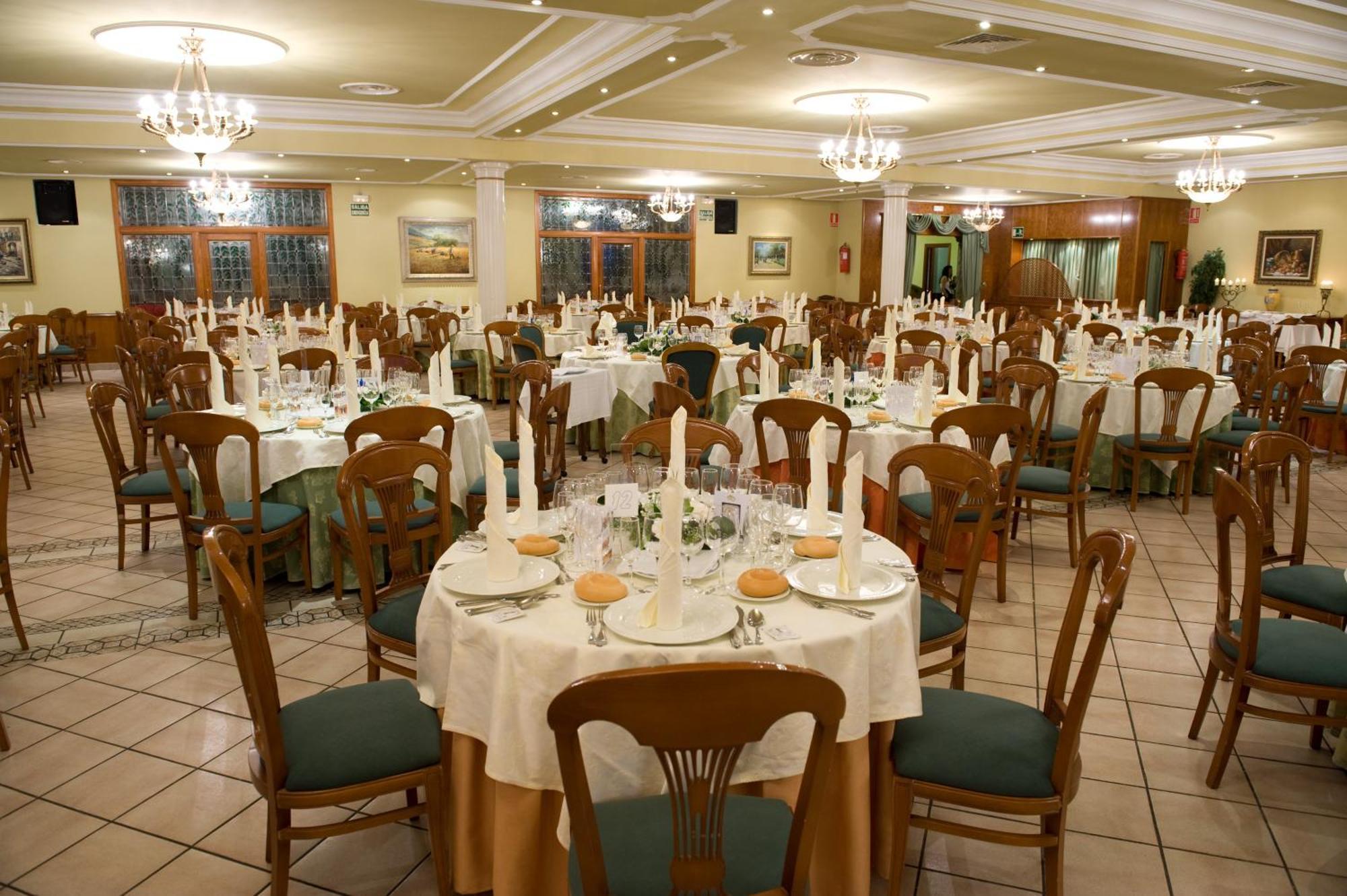 Hotel La Maruxina La Alameda de la Sagra Buitenkant foto